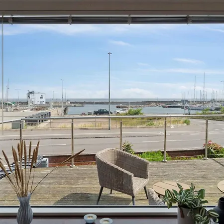 Prázdninový dům Family Friendly House By The Sea